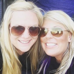 Meet your Posher, Heather